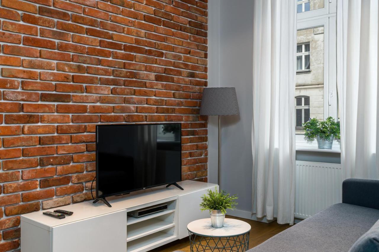 Old Town Apartment Garbary By Noclegi Renters بوزنان المظهر الخارجي الصورة