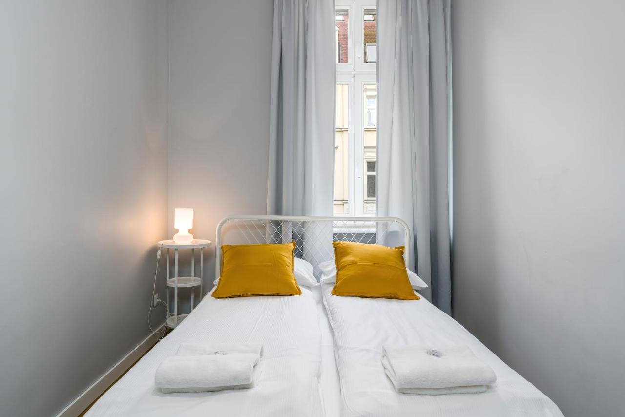 Old Town Apartment Garbary By Noclegi Renters بوزنان المظهر الخارجي الصورة