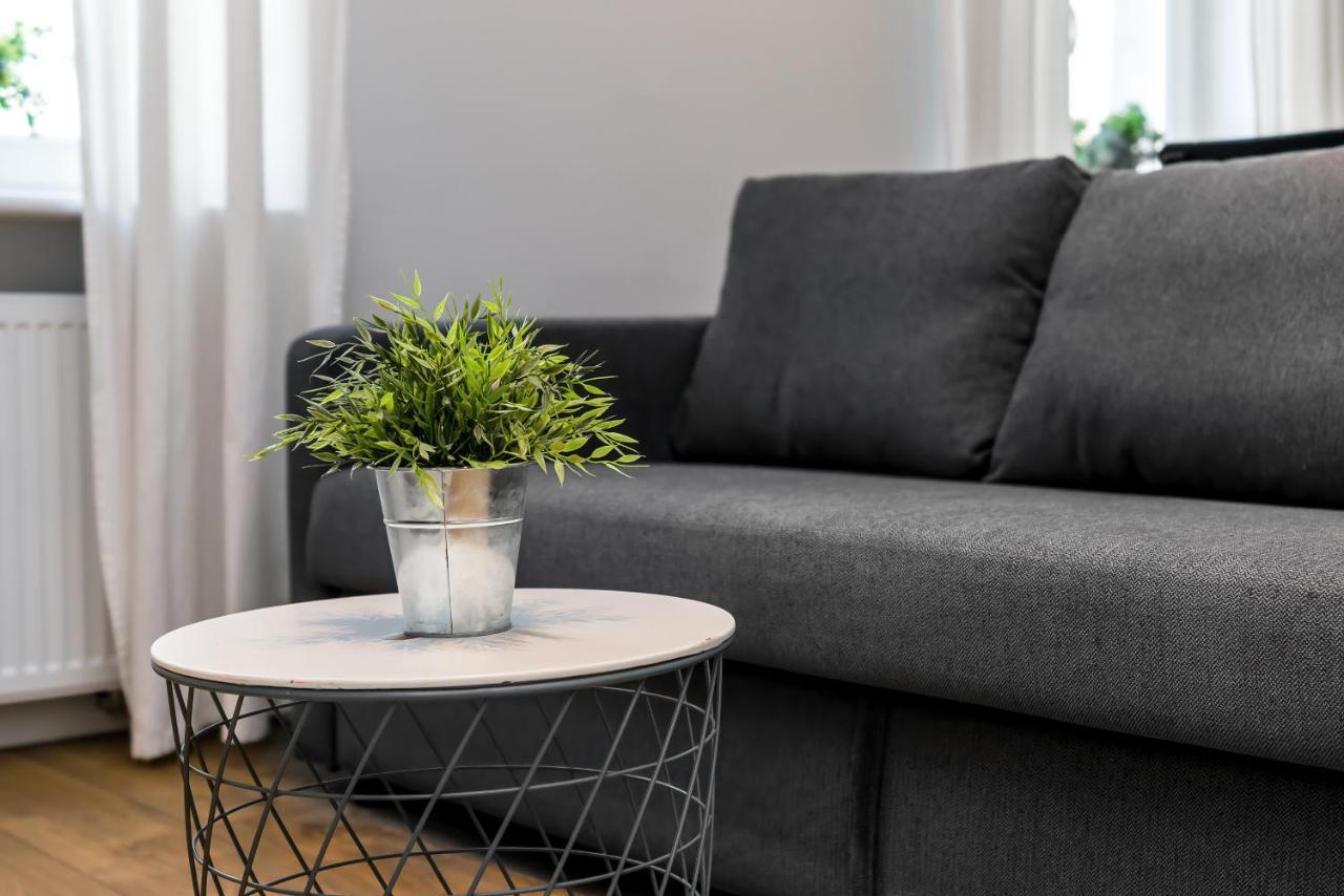 Old Town Apartment Garbary By Noclegi Renters بوزنان المظهر الخارجي الصورة