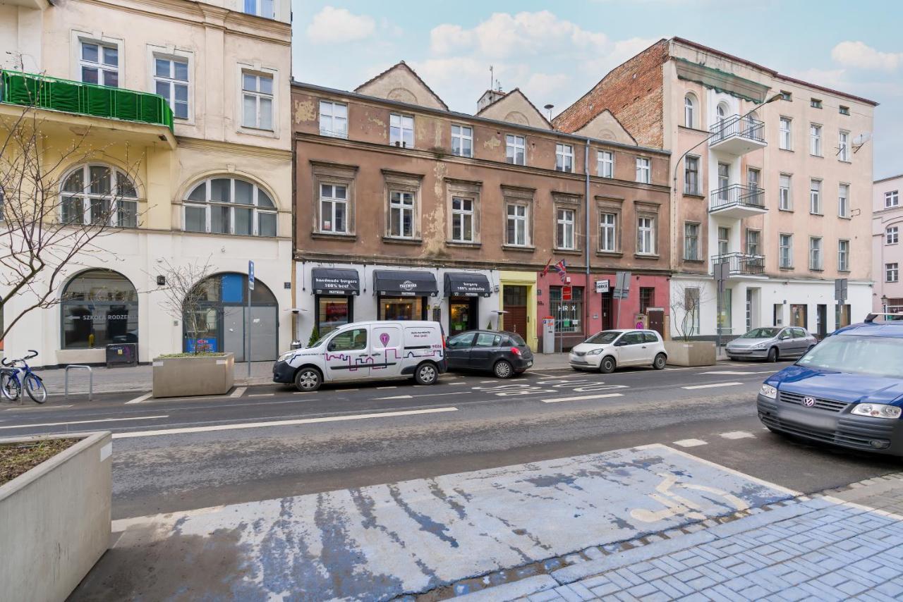 Old Town Apartment Garbary By Noclegi Renters بوزنان المظهر الخارجي الصورة